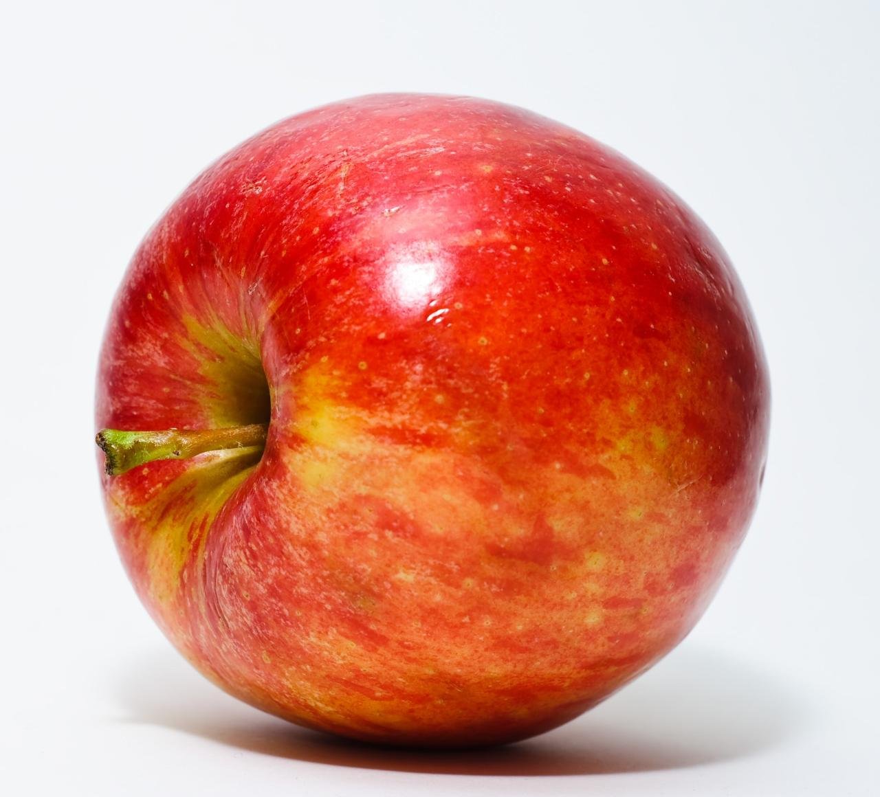 File:Red Apple.jpg - Wikipedia, the free encyclopedia File:Red Apple.jpg - Wikipedia, the free encyclopedia